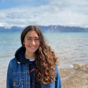 Meet your Posher, Naomi